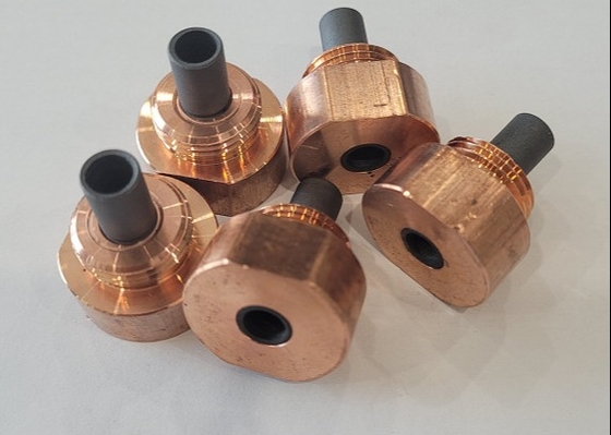Parafuso que solda as luvas de M6/M8/M10/M12 KCF com elétrodo da porca