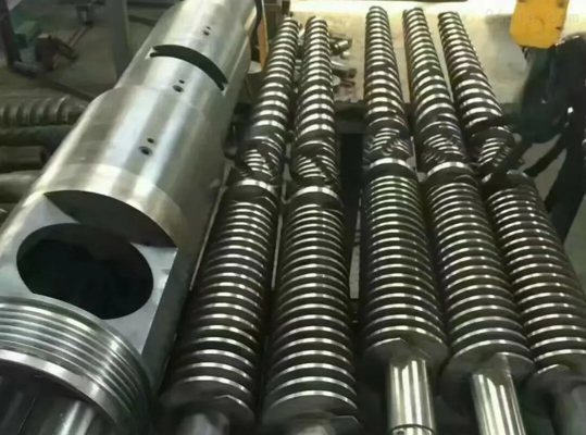 Material gêmeo cônico do tambor 38CrMoAIA Nitrided do parafuso para a máquina da extrusora