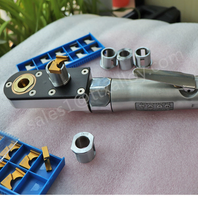 Armário pneumático 13D/16D da ponta com um suporte e uma lâmina de cortador