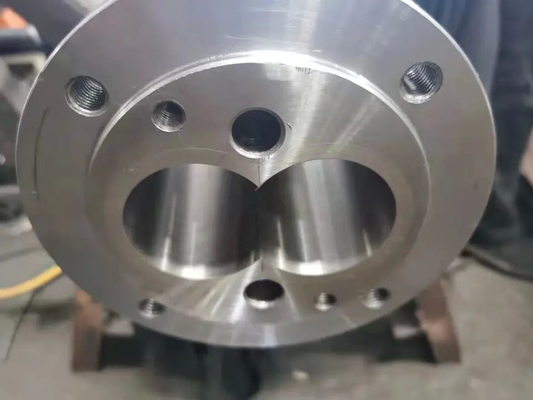 tambor plástico do parafuso da extrusora de 38CrMoAlA Sacm645 para a máquina de sopro do filme