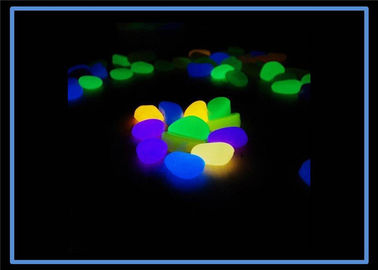 Pedra do fulgor do auto, godo de pedra de incandescência de pedra luminoso da rocha
