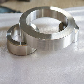 Inconel 625 personalizou a luva forjada das peças do conjunto de válvula a liga de aço para a construção naval