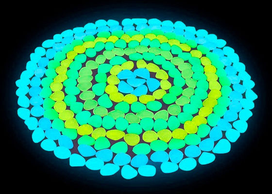pedra luminosa dos seixos da resina da decoração do jardim de 3mm