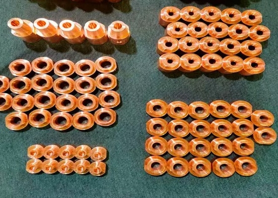 A porca da flange cobre 17mmx25mm para a soldadura de ponto da porca